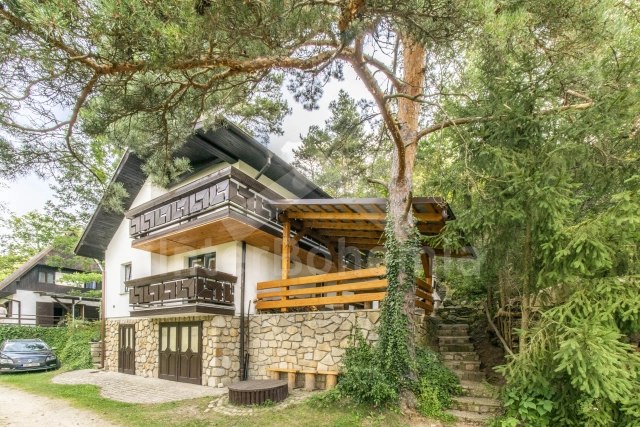 Chalet Bohemian Canada JC 0192