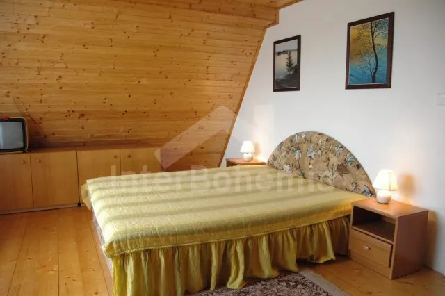 Chalet Ore Mountains KH 0122