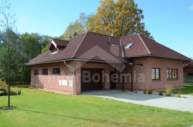 Villa Bohemian Canada JC 0713