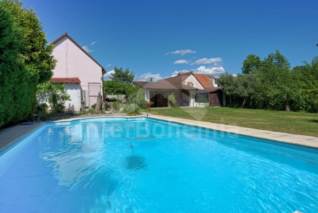 Farmhouse Trebon and Surroundings JC 0740
