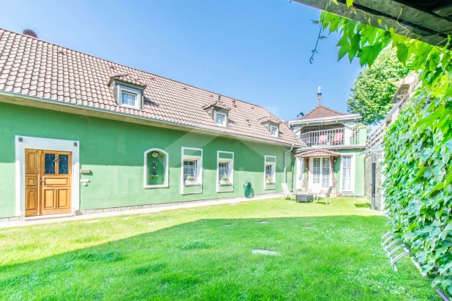 Villa Praag en omgeving OP 0022
