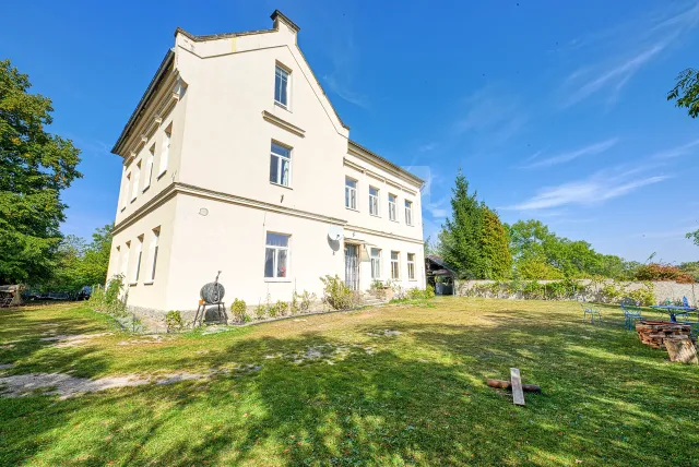 Villa Bohemian Central Mountains OP 0039