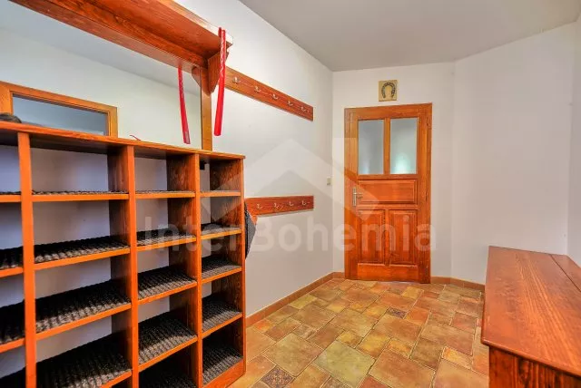 Levá část chalupy (apartmán B)