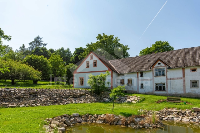 Boerderij Jindřichův Hradec en omgeving - Oldris (Blazejov) JC 0837
