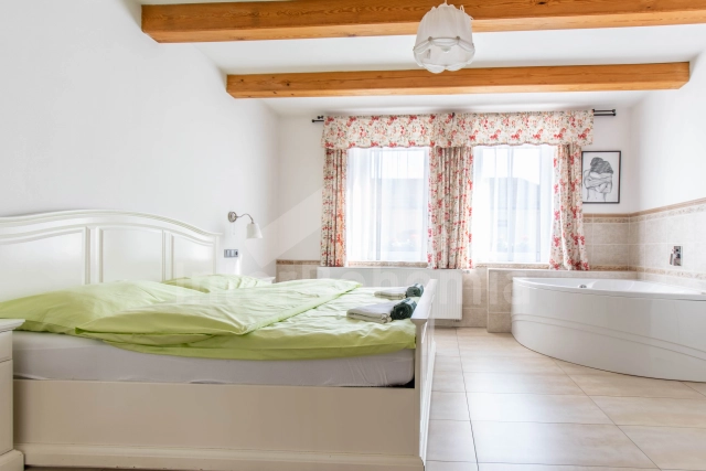 Holiday Home Bohemian Canada -  JC 0876