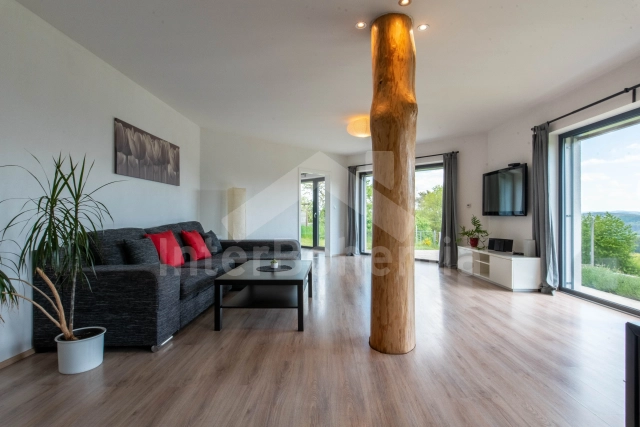 Vakantiehuis Slapy stuwmeer - Zebrak OP 0156