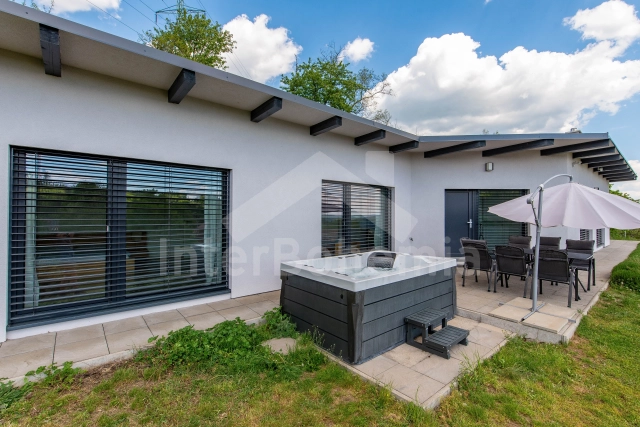 Vakantiehuis Slapy stuwmeer - Zebrak OP 0156