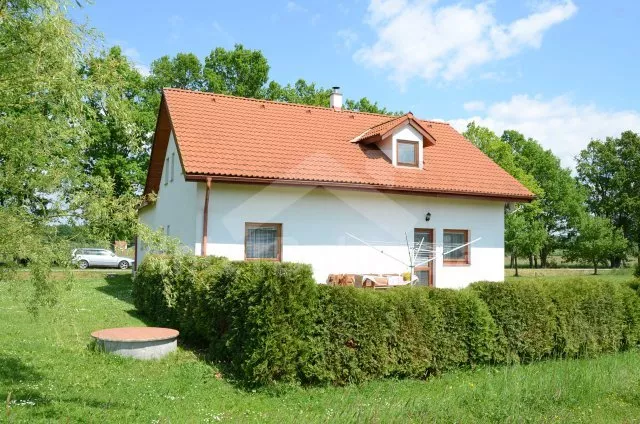 Villa Nové Hrady and Surroundings JC 0162