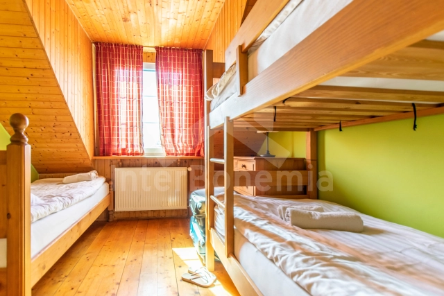 Vakantiehuis Heuvellandschap Boheems bos - Zebraky ZC 0036