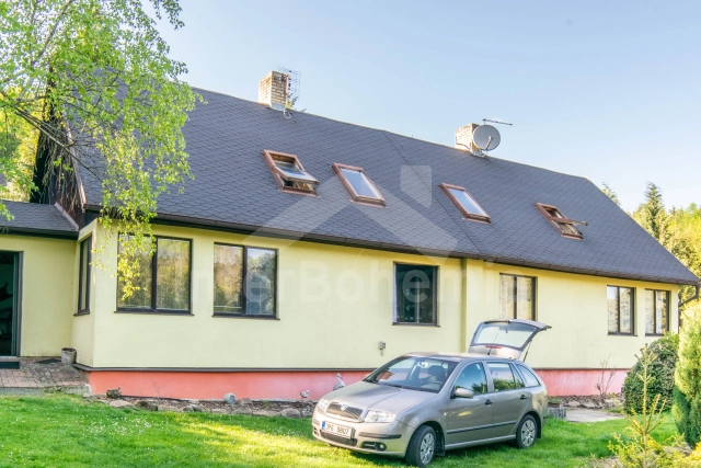 Vakantiehuis Heuvellandschap Boheems bos ZC 0145